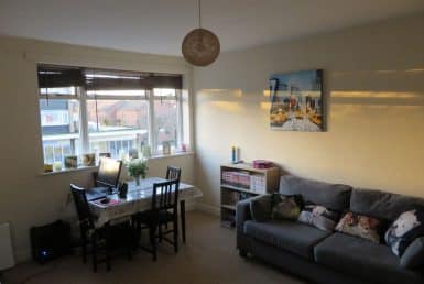 Norwich Student Accommodation - Living/dining room in flat